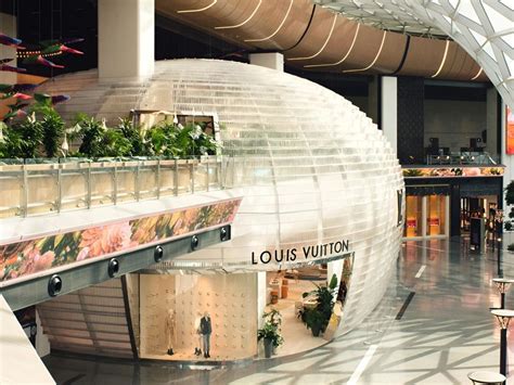 louis vuitton lounge photos|Louis Vuitton new lounge.